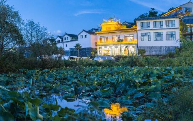 Yugui Hot Spring Holiday Hotel