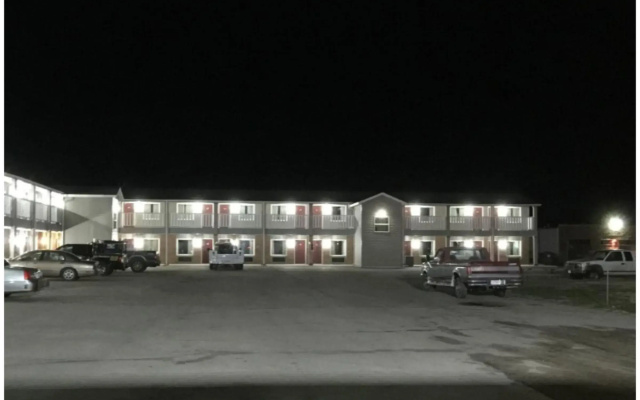 Americas Best Value Inn Elm Creek