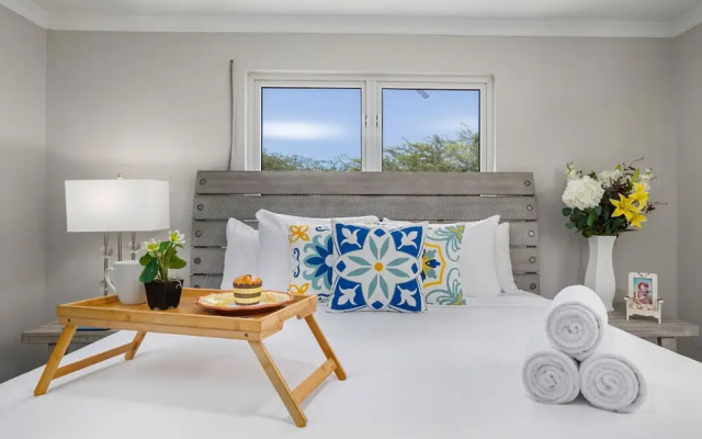 3br2ba Great Location Private Pool Amenities