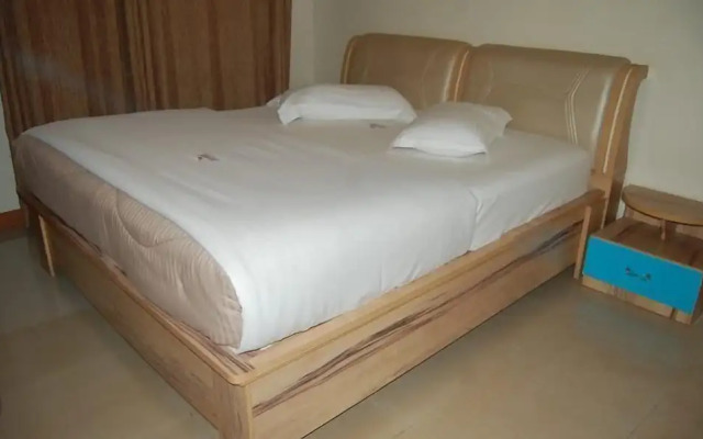 GoExpat Safaris