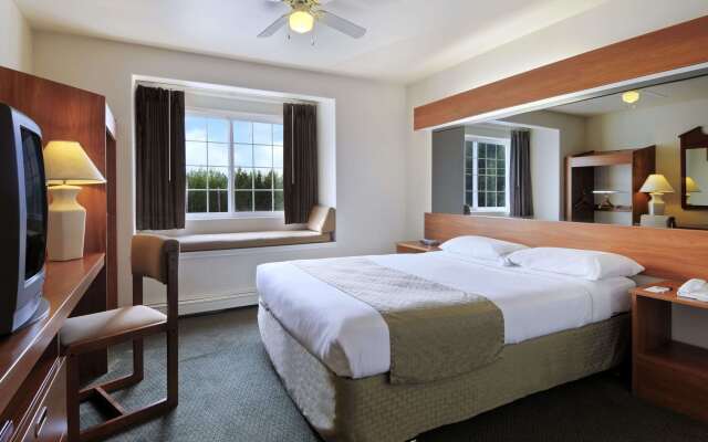 Microtel Inn & Suites by Wyndham Eagle River/Anchorage Area