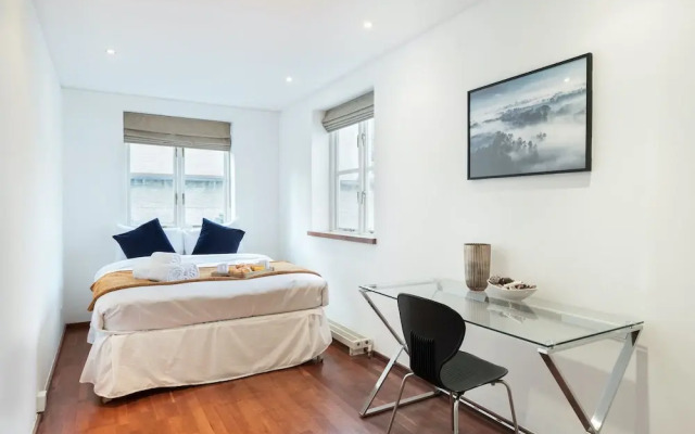 Kensington Area - Private Apartment