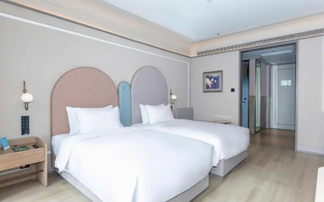Vienna Hotel Dongguan Song Flower Lake