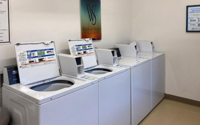 Villa Sunrise 1 Bedroom Condo by RedAwning