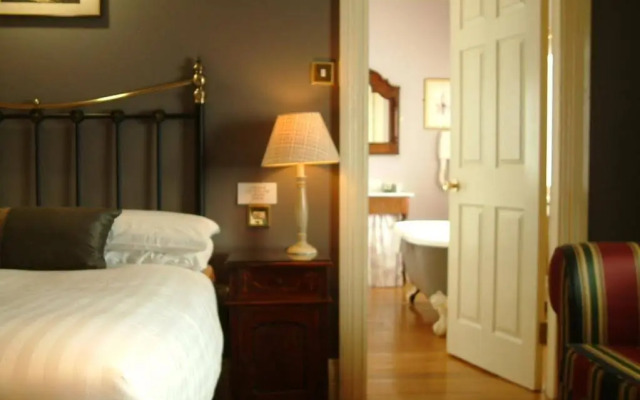 Listowel Arms Hotel