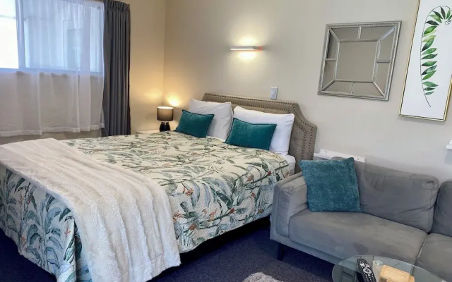 Heritage Park Lodge