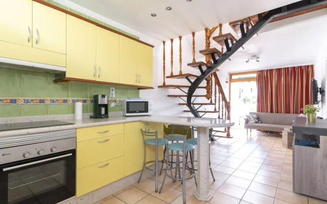 Blissful Holiday Home in Maspalomas With Swimming Pool