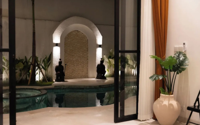 Tropical 2BR Private Villa, 6min Pererenan Beach