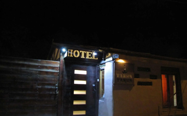 Hotel Takha Takha
