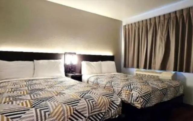 Motel 6 Slidell, LA - New Orleans