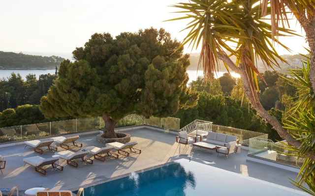 The Roc Club, A Grecotel Hotel to Live