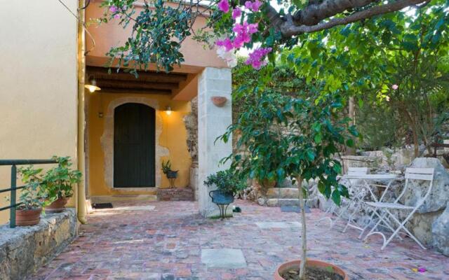 Traditional House Star