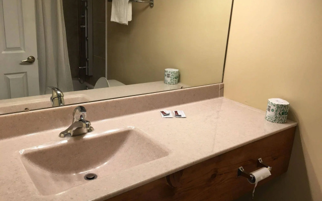 Budget Inn