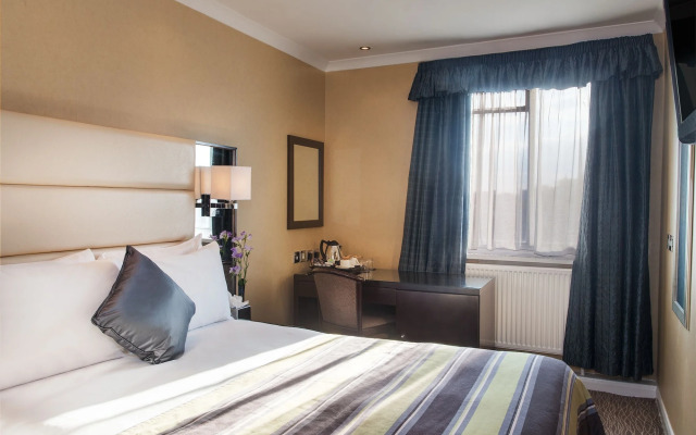 Park Grand Hyde Park