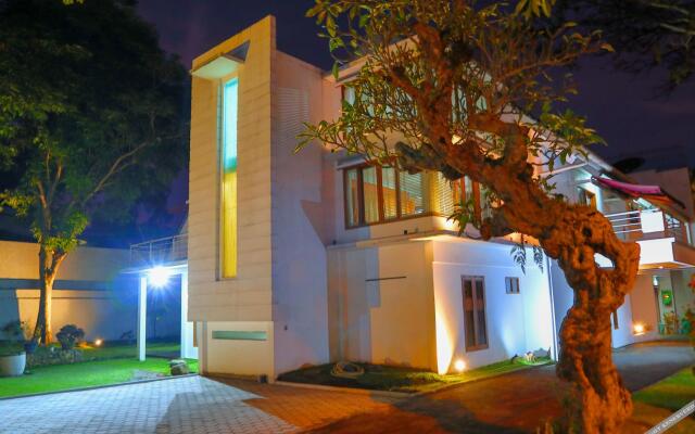 Oemah Kakang Loft & Bed