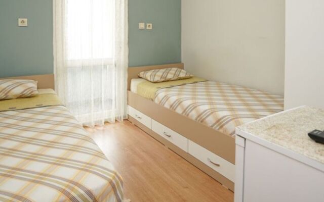 Nef İpek Otel