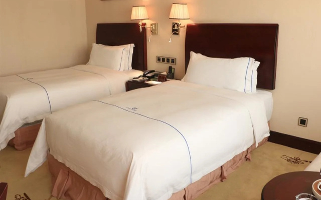 Junyi Hotel