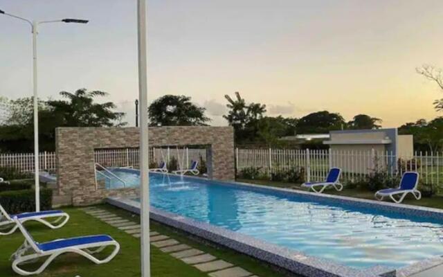 Amazing apartment in thecity 30mins from the beach