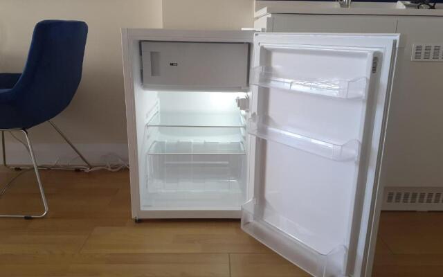 STUDIO ON 42th FLOOR - ORBI CITY