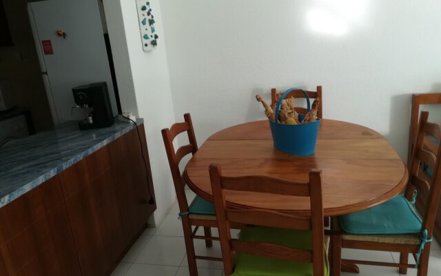 Cool 1-bedroom Apartment in Albufeira Center