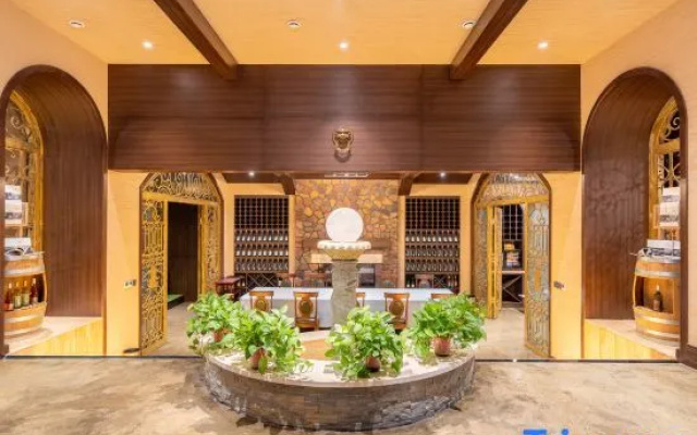 News Rezen Hotel