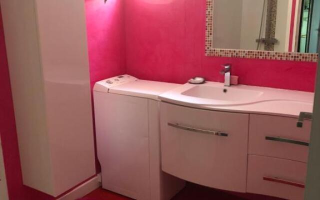 Bel appartement vue imprenable parking privé gratuit