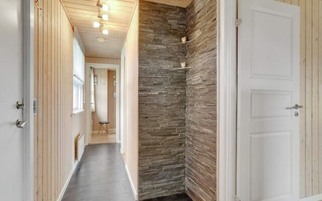 6 Person Holiday Home in Hemmet