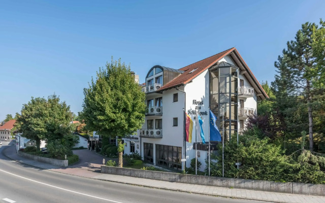 Hotel am Schlosspark &  Gasthof Neuwirt