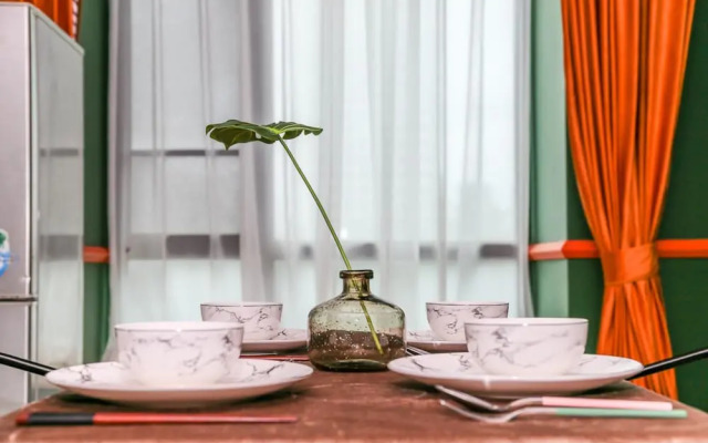 Locals Boutique Apartment Huafa Plaza 29