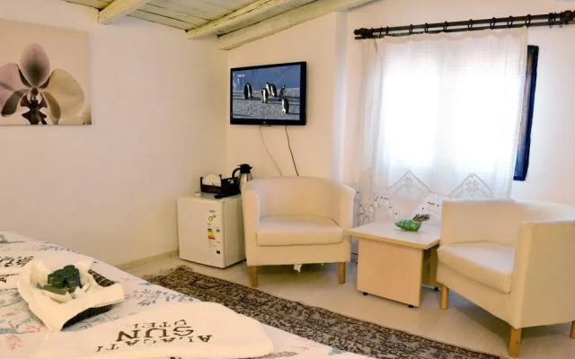 Alacatl Sun Hotel