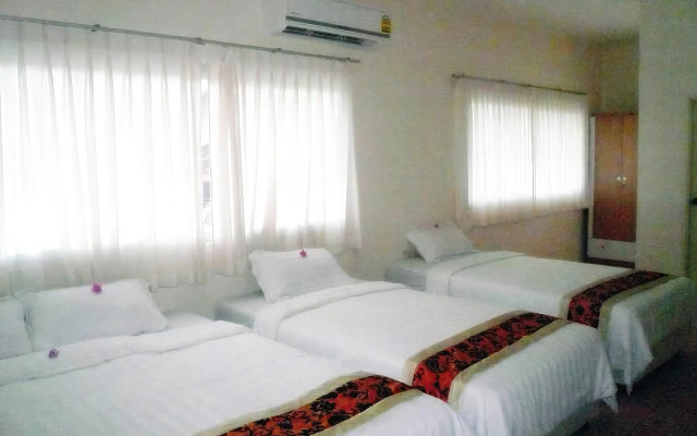 Piyaporn Hill Paradise