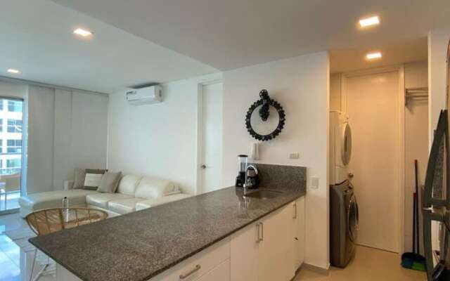 w Incredible 2BR w Unique View n AC