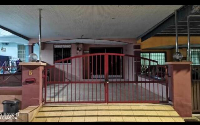 Pjm Hill View Homestay