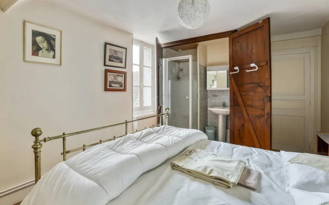 Villa With 4 Bedrooms in Lucenay-lès-aix, With Private Pool, Enclosed