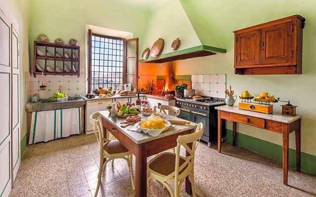 Castello di Cafaggio Suites