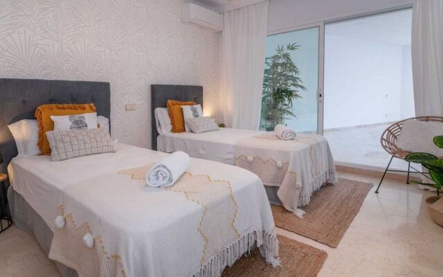 Rio Real Sunshine Retreat