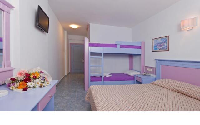 Eva Beach Hotel