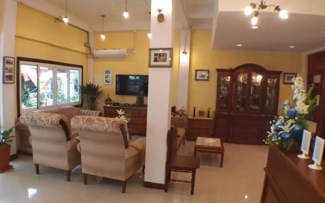 Bangkok Check Inn - Hostel