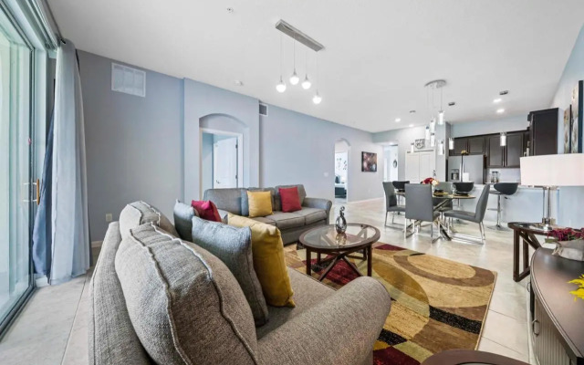 1151 Drop Lane