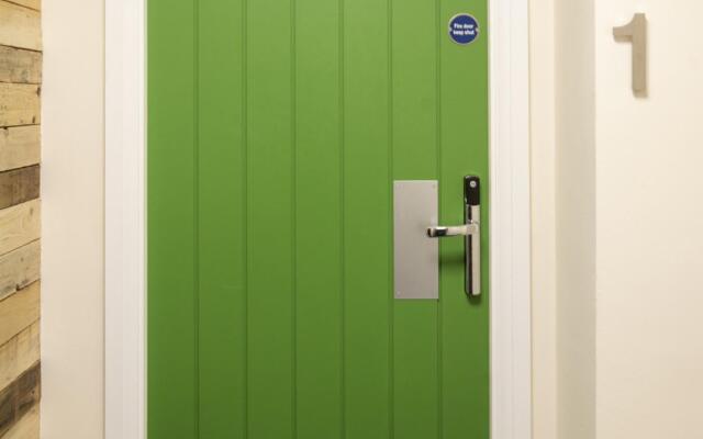 WS Flat 1 in Swindon