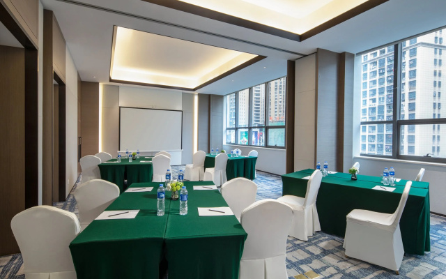 Holiday Inn Ningde Dijing By Ihg – Business – Fujiang