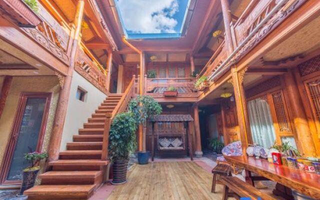 Lijiang Nanyang Humanistic Exquisite Courtyard Inn