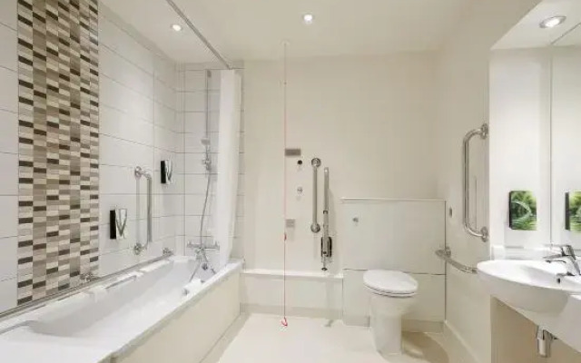 Premier Inn  Bournemouth West Cliff