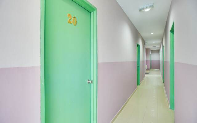 OYO 89590 Hotel Foong Inn