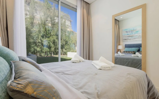 Marbella Hills - Luxury 3 Bed Flat W Sea Views