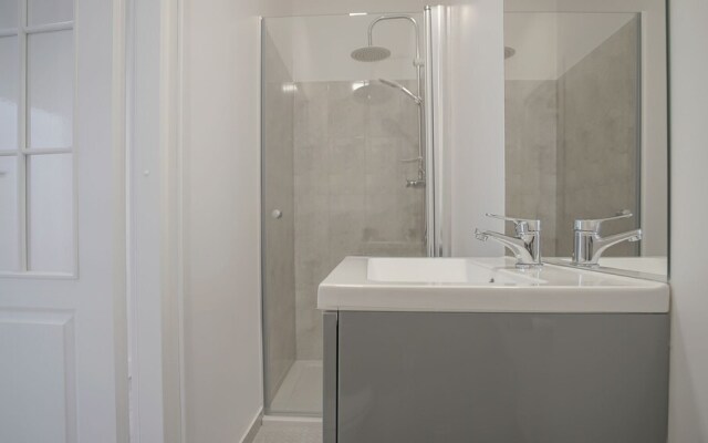 CN2i Luxury Accommodation DC