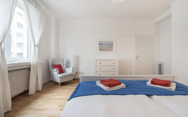 Apartment France | Operastreet