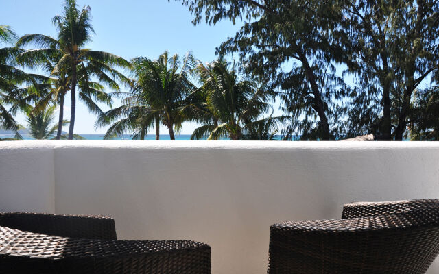 Calypso Beach & Dive Resort