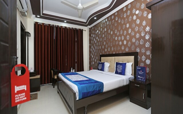 Hotel City Palace By OYO Rooms