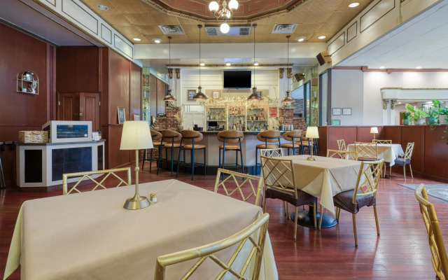 Best Western Plus Wilkes Barre Center City